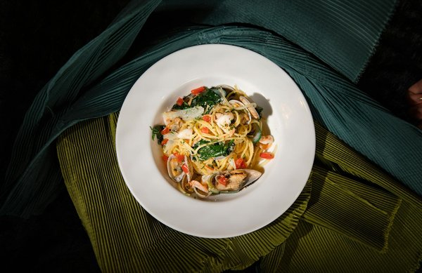 Innovative ways to utilize vertical space: clever solutions for living in multi-level townhouses